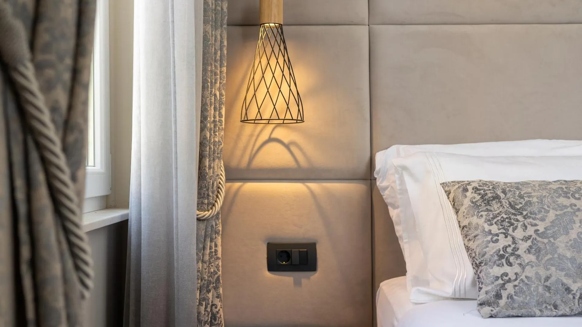 Premium Apartment Alba Rosa 0*, Split Croatia
